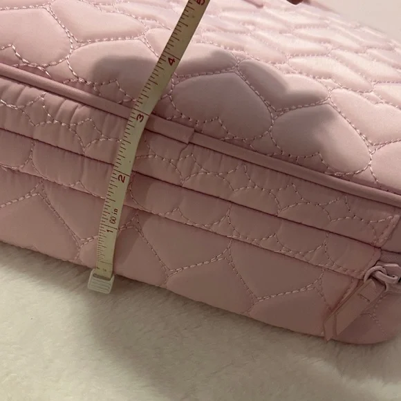 Betsey Johnson Pink Quilted Makeup Bag - Picture 5 of 10